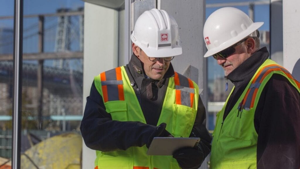 How to run a rolling snagging process using continuous defect tracking and quality control on a construction site