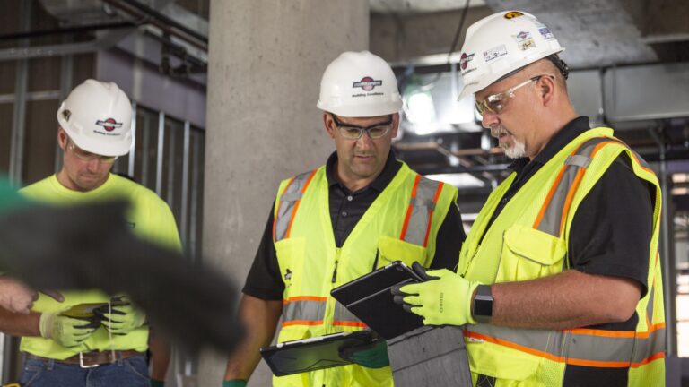 Why every construction project needs a live snag list with real-time defect tracking and digital snagging